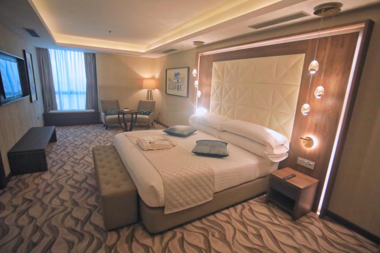 Az Hotels Grand Oran Es Senia Kültér fotó