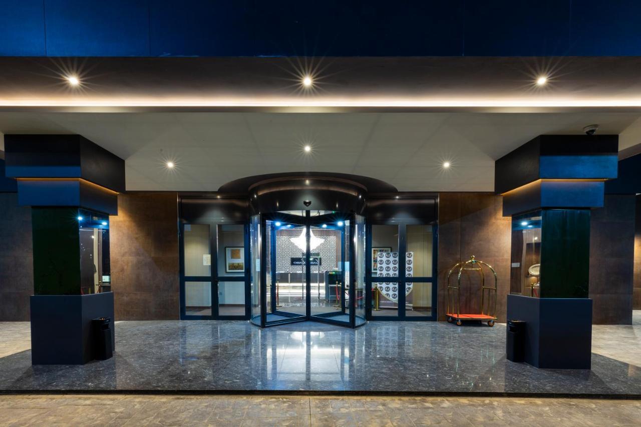 Az Hotels Grand Oran Es Senia Kültér fotó