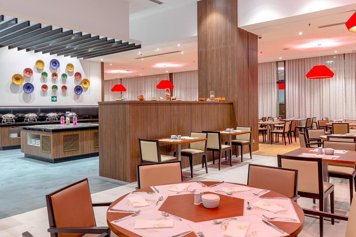 Az Hotels Grand Oran Es Senia Kültér fotó