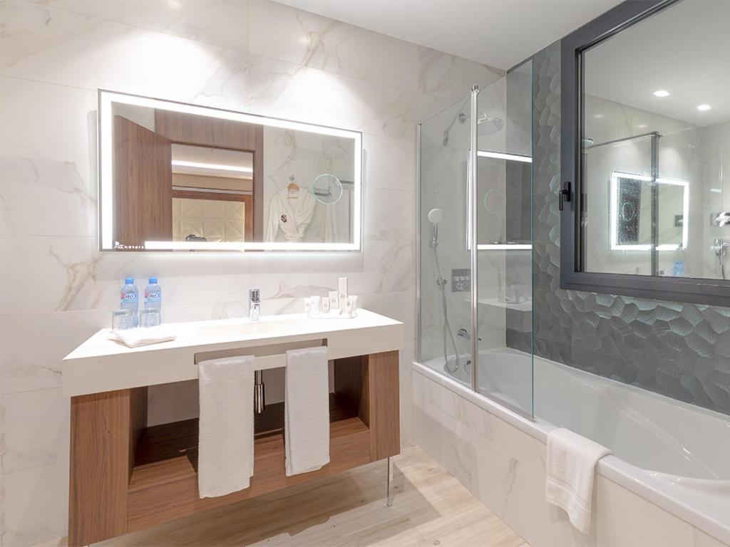 Az Hotels Grand Oran Es Senia Kültér fotó
